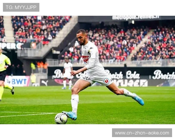 洛里昂2-0昂热，主队稳固中游位置冲击欧战资格